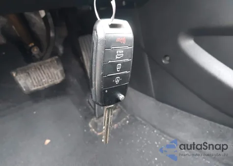 2017 Kia Forte Lx z USA, uszkodzony, nr VIN 3KPFK4A76HE149989